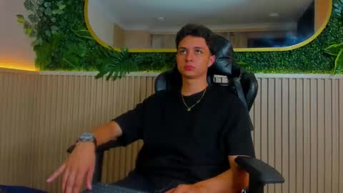 ethanlowell online show from January 9, 2026, 4:15 am