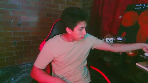 ethann2_ online show from April 2, 2026, 7:50 am