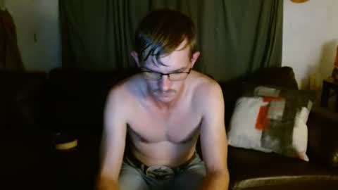 Snapshot of ethansteelexxx2 chatting on April 9, 2026, 2:22 am ethansteelexxx2 online show from April 9, 2026, 2:22 am
