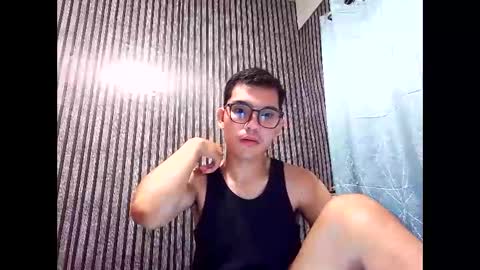 Snapshot of ethanwalter7778 chatting on May 10, 2026, 1:05 pm Ethan Walter online show from May 10, 2026, 1:05 pm