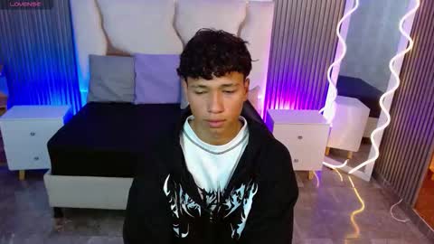 ette online show from October 22, 2025, 12:44 am