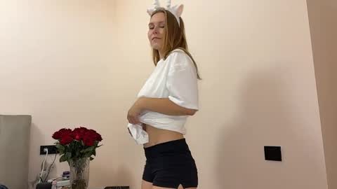 Snapshot of eugenierickel chatting on May 19, 2026, 2:23 pm Alice online show from May 19, 2026, 2:23 pm