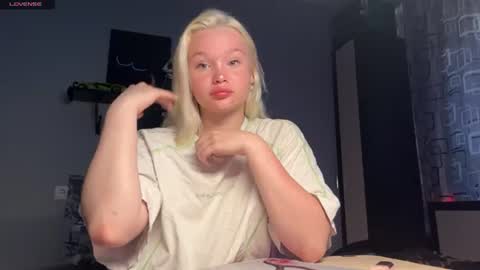 Snapshot of eugenierickel chatting on July 6, 2026, 1:57 am Alice online show from July 6, 2026, 1:57 am