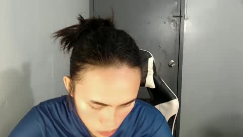 YELLA online show from January 3, 2025, 11:25 am