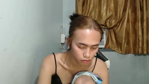 YELLA online show from January 14, 2025, 9:51 pm