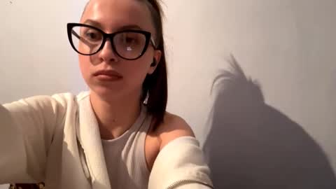 lIlianna online show from February 20, 2026, 4:18 pm