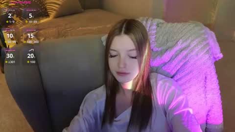 Snapshot of eva__thompson chatting on July 22, 2026, 1:19 am Eva online show from July 22, 2026, 1:19 am