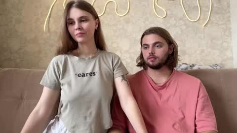 Eva Calvin online show from December 23, 2025, 6:11 am