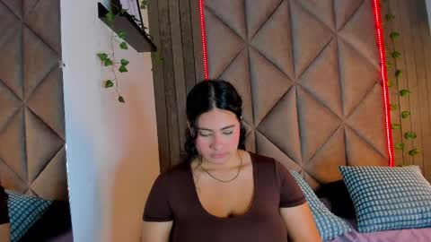 EVA DAEMON  online show from April 20, 2026, 11:57 am