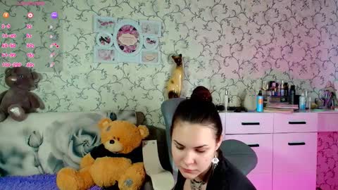 Snapshot of eva_elfiies chatting on February 28, 2026, 3:02 pm Eva online show from February 28, 2026, 3:02 pm