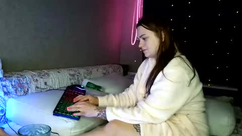 Snapshot of eva_foxe chatting on February 22, 2026, 10:19 pm Eva online show from February 22, 2026, 10:19 pm