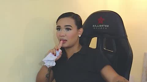 Eva Foxs  online show from November 24, 2025, 10:53 pm