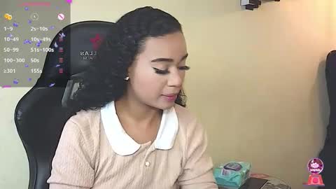 Eva Foxs  online show from November 25, 2025, 4:40 pm