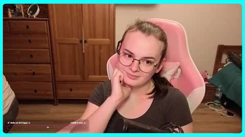 Snapshot of eva_katt chatting on September 20, 2025, 9:49 pm Gamer Katt online show from September 20, 2025, 9:49 pm