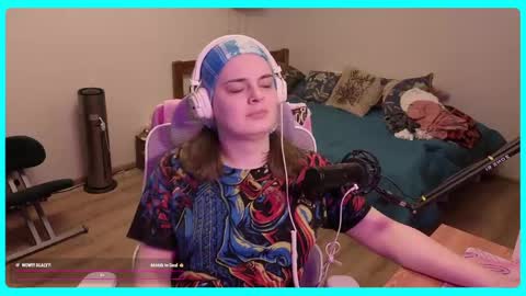 Snapshot of eva_katt chatting on May 16, 2026, 12:15 pm Gamer Katt online show from May 16, 2026, 12:15 pm