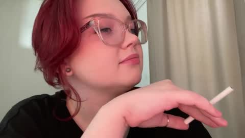 Snapshot of eva_kittenn chatting on June 9, 2026, 11:44 am eva_kittenn online show from June 9, 2026, 11:44 am