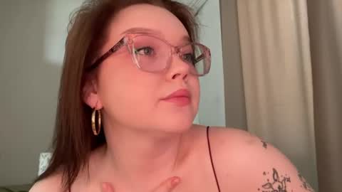 Snapshot of eva_kittenn chatting on July 29, 2026, 9:07 am eva_kittenn online show from July 29, 2026, 9:07 am