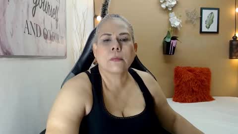 Snapshot of eva_love49 chatting on December 5, 2025, 12:14 pm eva_love49 online show from December 5, 2025, 12:14 pm
