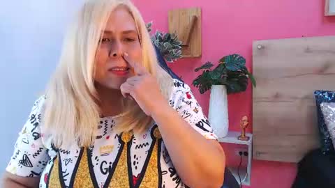 Snapshot of eva_love49 chatting on July 3, 2026, 7:09 pm eva_love49 online show from July 3, 2026, 7:09 pm