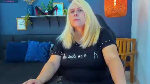 Snapshot of eva_love49 chatting on July 4, 2026, 5:41 pm eva_love49 online show from July 4, 2026, 5:41 pm