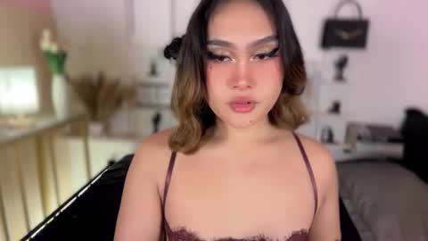 Queen Eva Mazikeen online show from March 14, 2026, 8:36 pm