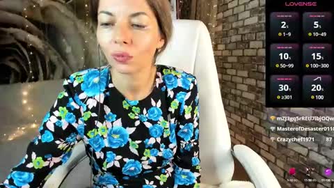Eva online show from December 2, 2024, 8:33 pm