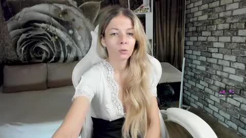 Eva online show from April 3, 2026, 2:15 pm