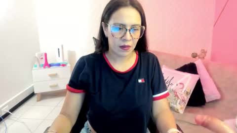 Eva  online show from March 18, 2026, 2:53 pm