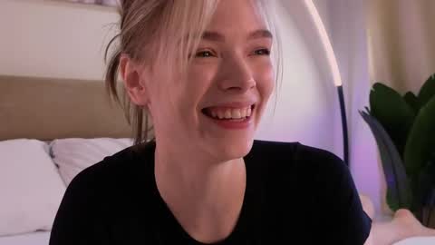 Eva online show from February 12, 2025, 9:31 am