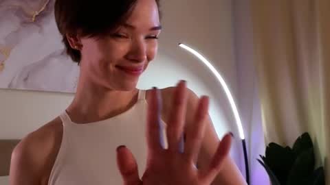 Eva online show from February 26, 2025, 12:36 pm