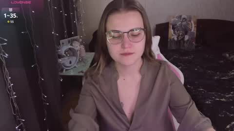 Eva online show from October 21, 2025, 10:49 am