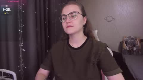 Eva online show from November 22, 2025, 10:58 am