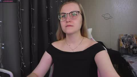 Snapshot of eva_orchid chatting on April 25, 2026, 11:35 am Eva online show from April 25, 2026, 11:35 am