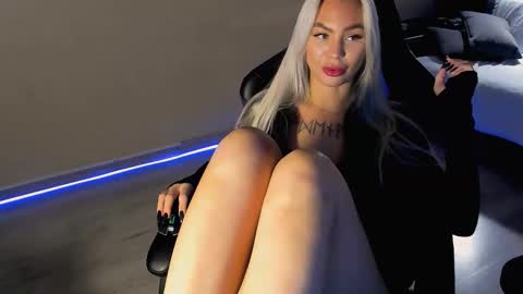 Snapshot of eva_re chatting on November 4, 2025, 10:14 am Eva online show from November 4, 2025, 10:14 am