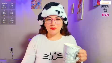 Eva  online show from November 20, 2025, 12:05 pm