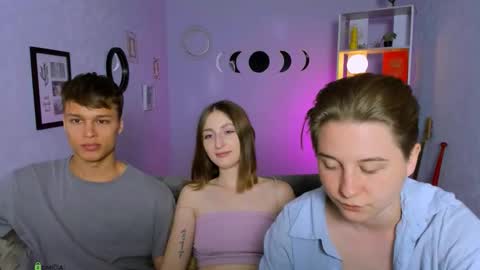 Eva online show from September 10, 2025, 5:51 am