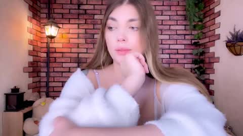 Eva online show from March 5, 2026, 8:32 am