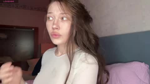 eva varnerr online show from April 10, 2026, 7:18 pm