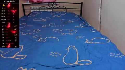 Eva online show from October 26, 2025, 12:44 pm