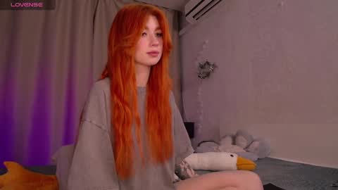 Snapshot of evaa_moonn_ chatting on January 22, 2025, 8:18 am Eva online show from January 22, 2025, 8:18 am