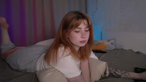 Snapshot of evaa_moonn_ chatting on May 28, 2026, 11:40 am Eva online show from May 28, 2026, 11:40 am