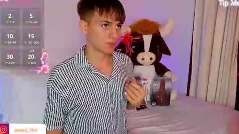 Snapshot of evaan_hot chatting on July 15, 2026, 3:12 am EVAN online show from July 15, 2026, 3:12 am