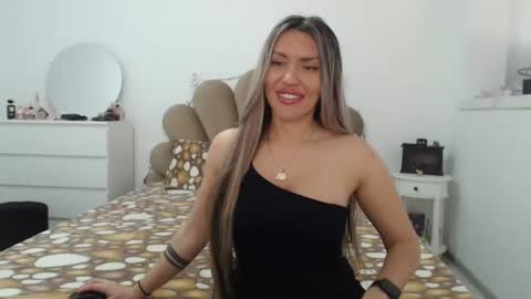 EvaBomb online show from January 18, 2025, 12:26 pm