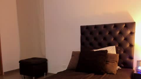 Jenny Carters online show from May 15, 2026, 11:12 pm
