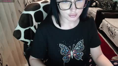 EVADREAM online show from March 22, 2026, 3:48 pm