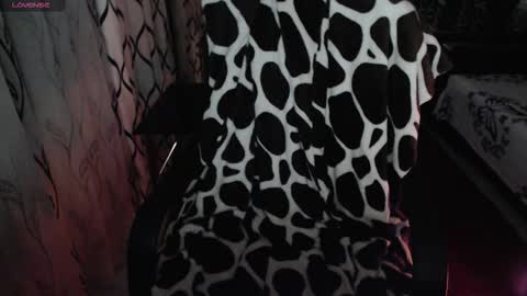 EVADREAM online show from March 24, 2026, 10:04 pm