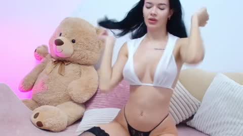 Snapshot of evaeilish chatting on February 26, 2025, 6:47 am Eva online show from February 26, 2025, 6:47 am