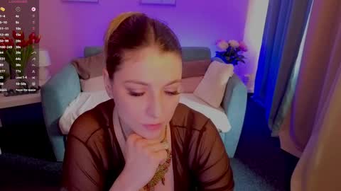 Snapshot of evafolverr chatting on June 1, 2026, 10:28 am Eva online show from June 1, 2026, 10:28 am