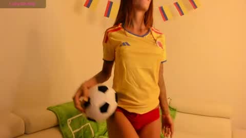 Snapshot of evagomez chatting on June 18, 2026, 9:14 am Eva Gomez online show from June 18, 2026, 9:14 am