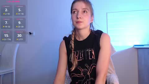 Snapshot of evahailey_ chatting on August 1, 2026, 5:29 am Eva online show from August 1, 2026, 5:29 am